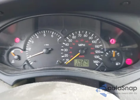 2000 Ford Focus Se из США, поврежденный, VIN 1FAHP3439YW301899